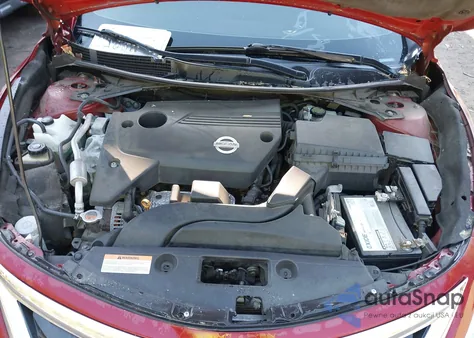 2014 Nissan Altima 2.5 S z USA, uszkodzony, nr VIN 1N4AL3AP8EC139183